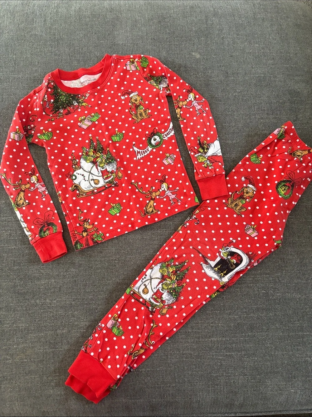 Pottery Barn Kids The Grinch Pajama Set